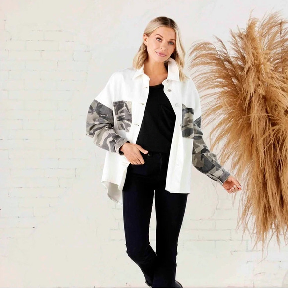 POL Rhodes Shacket Cream Camo SZ MED - Picture 1 of 7